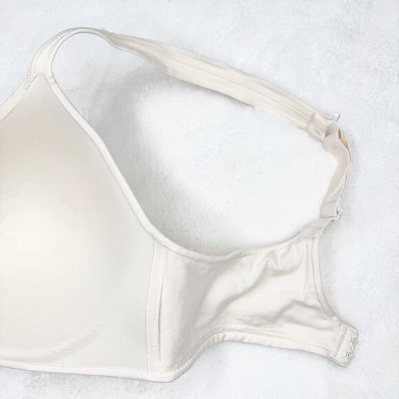 HANES Wireless Moisture-wicking Convertible Smooth T-shirt Bra size 36D NEW - Picture 7 of 7